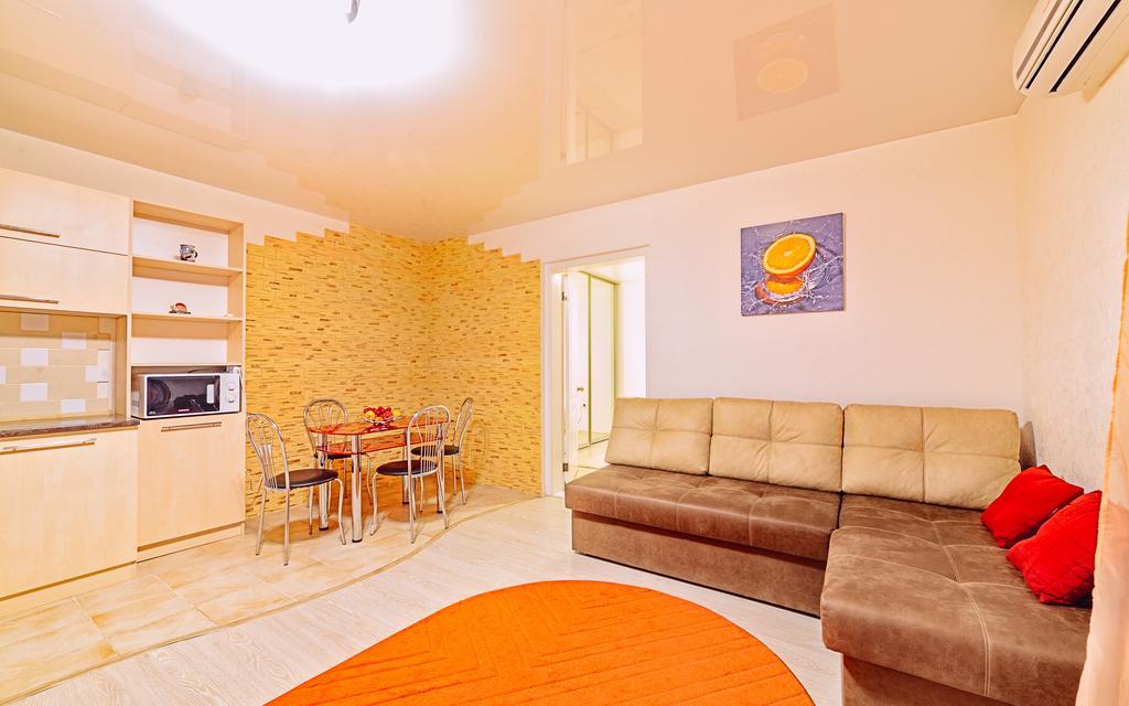 Studio On Rishelyevskaya Apartment Odessa Exterior photo