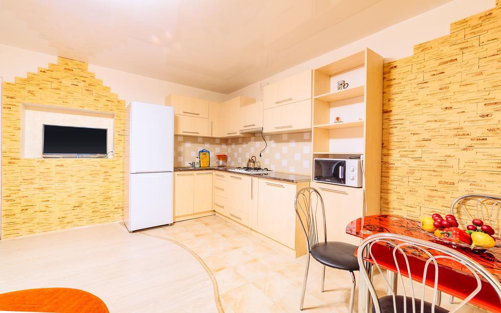 Studio On Rishelyevskaya Apartment Odessa Exterior photo